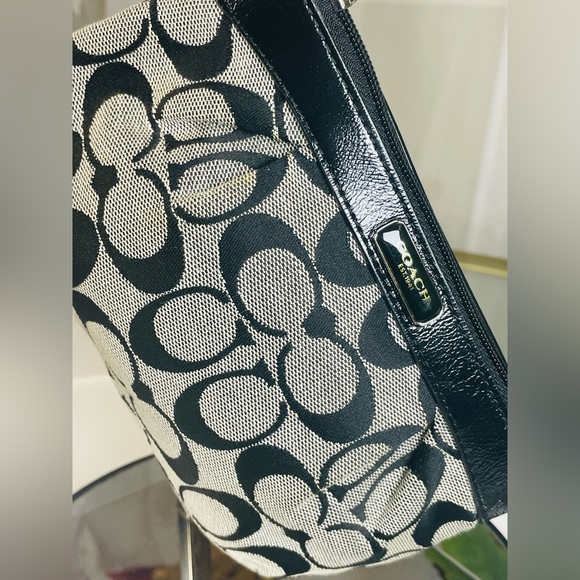 Coach Corner Zip Wristlet Black and Grey - Picture 2 of 11